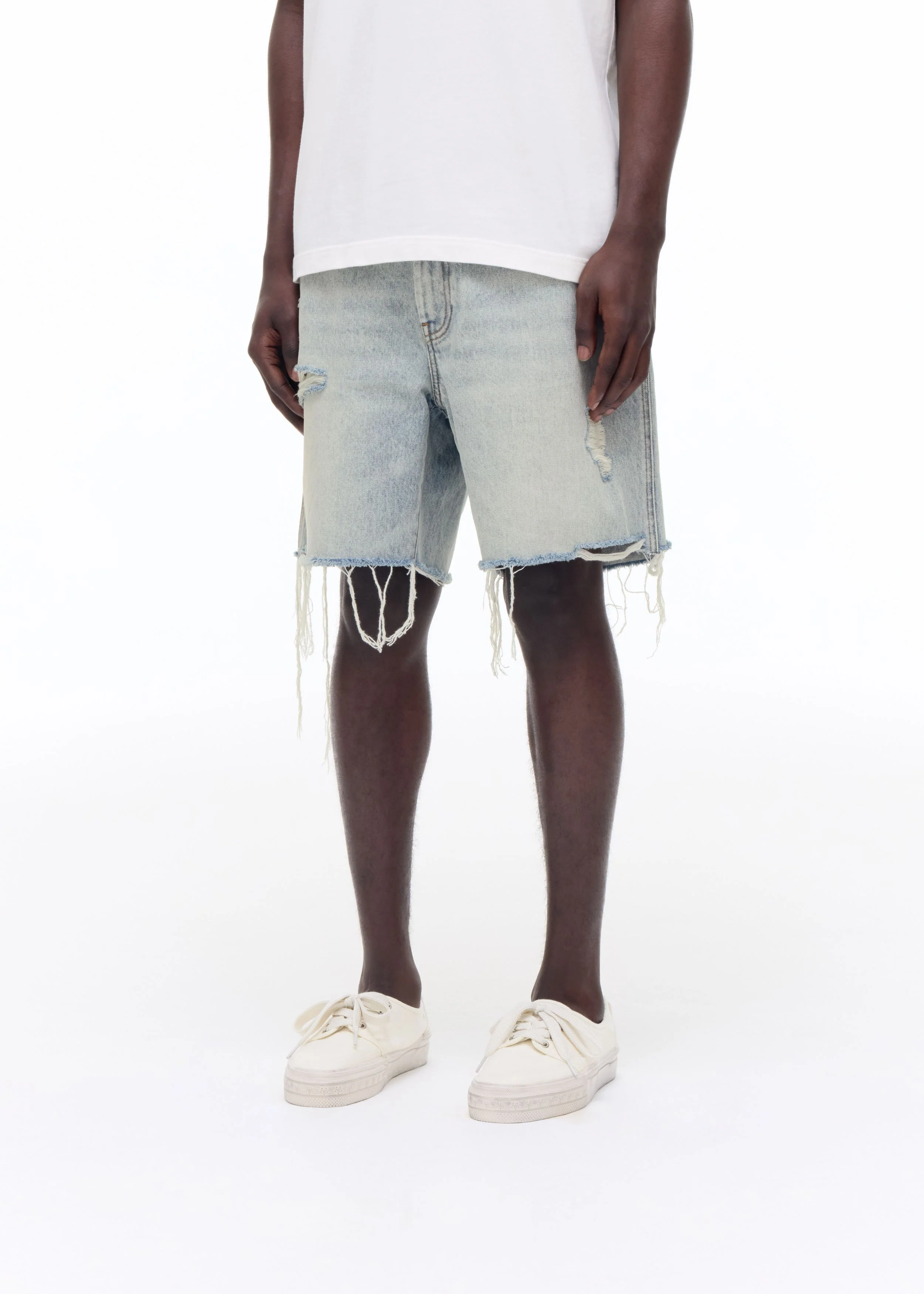 DISTRESSED CUT DENIM SHORT - Image 5