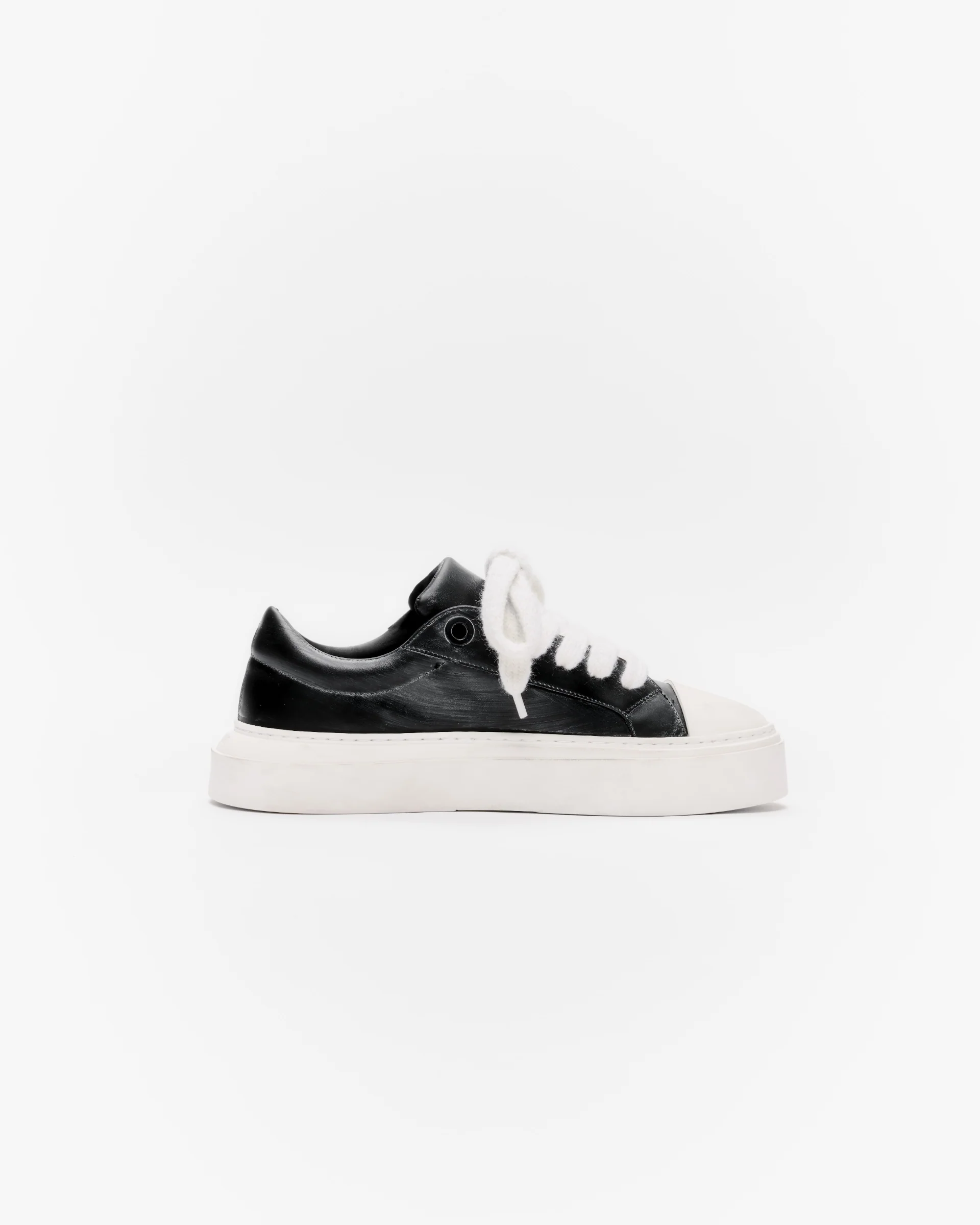 THE WILSON COURT SNEAKER - Image 6